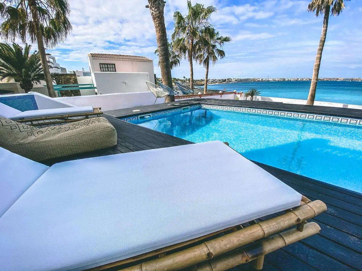 Villa Los Flamencos By Veaco- Beachfront & Pool Corralejo 0*,  Spanien